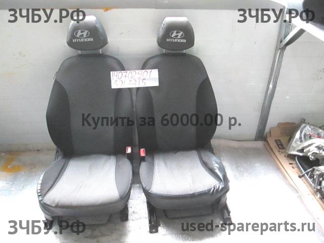 Hyundai Solaris 1 Сиденья (комплект)