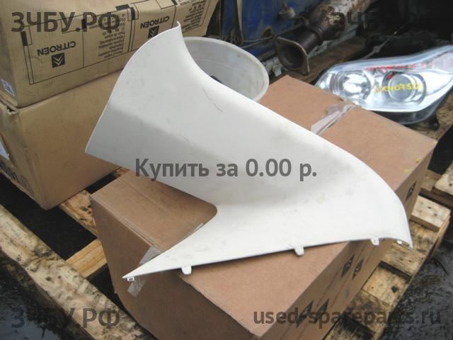 Citroen C4 (1) Накладка стойки задней правой