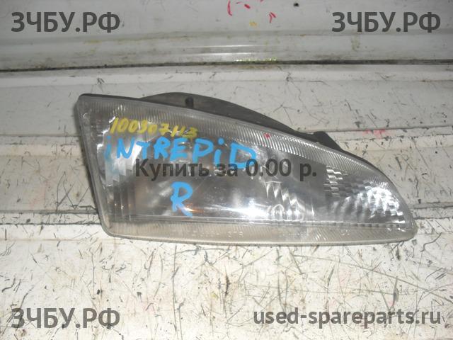 Dodge Intrepid 1 Фара правая