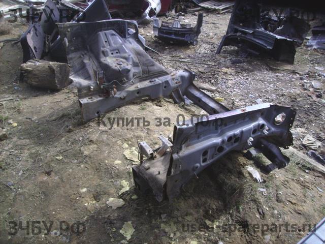 Mitsubishi Pajero/Montero 4 Элемент кузова