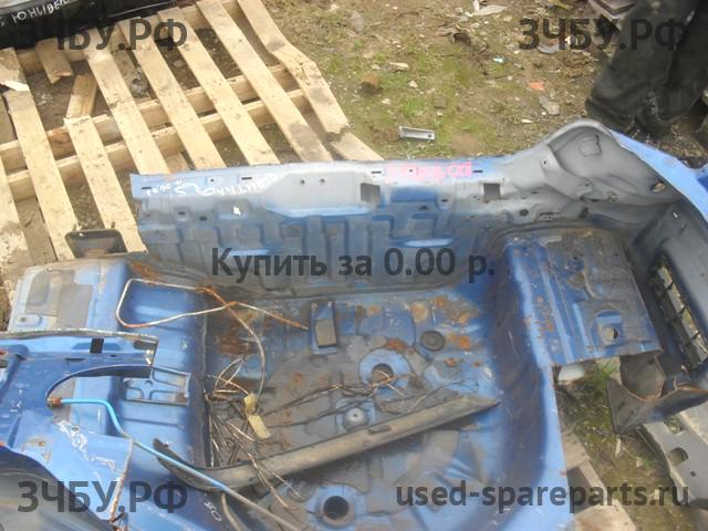 Hyundai Lantra 2 Панель задняя