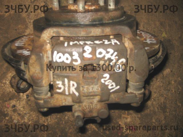 Subaru Impreza 2 (G11) Суппорт задний правый (в сборе со скобой)