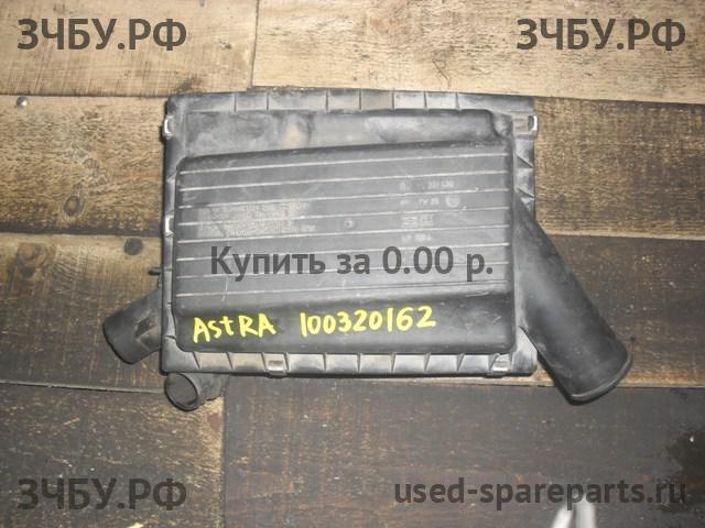 Opel Astra H Корпус воздушного фильтра