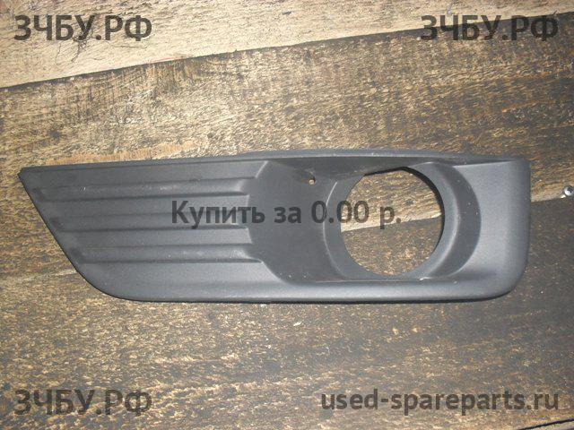 Ford Focus 2 Накладка