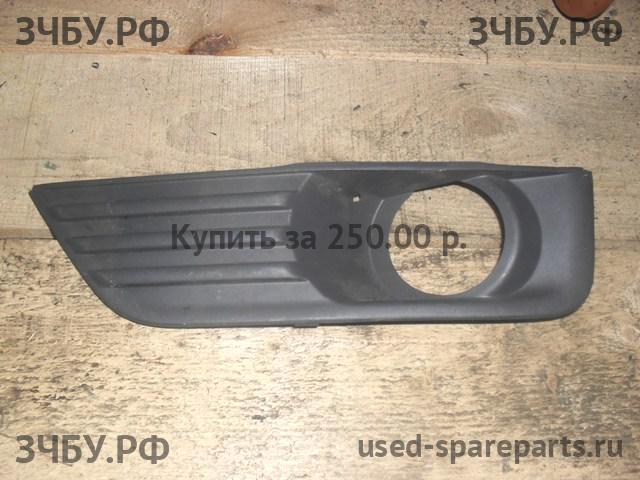 Ford Focus 2 Решетка в бампер