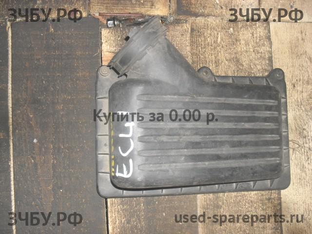 Chrysler Eagle Vision Крышка воздушного фильтра