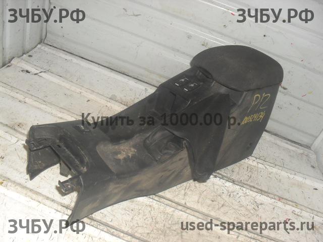 Nissan Primera P12 Консоль между сиденьями (Подлокотник)