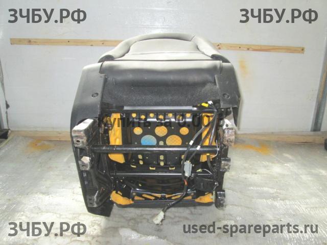 Nissan Qashqai (J10) Сиденье