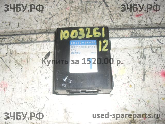 Toyota Avensis 2 Блок комфорта