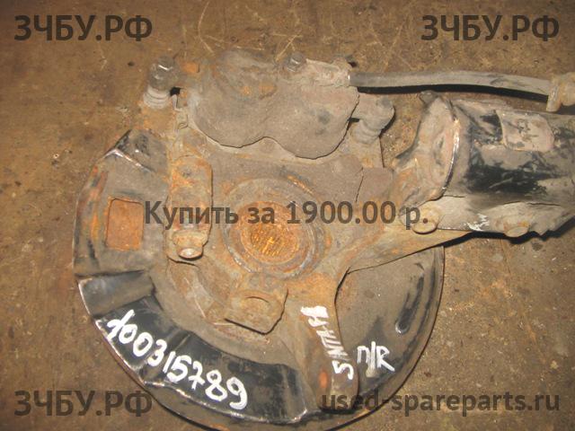 Hyundai Santa Fe 1 (SM) Кулак поворотный передний правый (со ступицей)