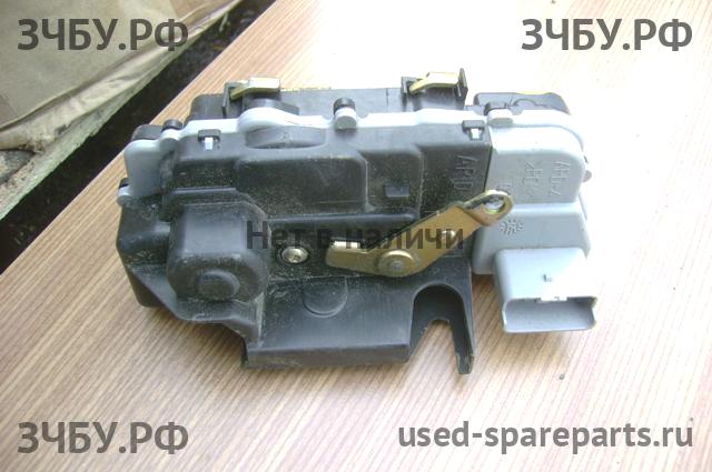 Citroen C5 (1) Замок двери задней правой