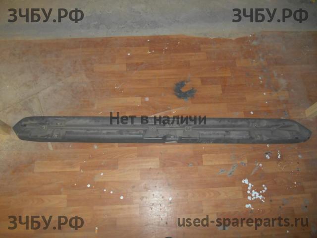 Nissan Pathfinder 2 (R51) Подножка