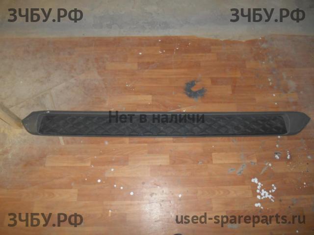 Nissan Pathfinder 2 (R51) Подножка