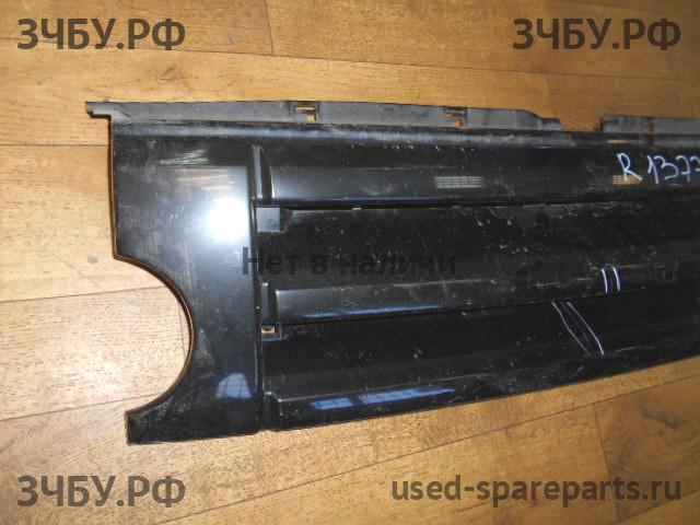 Land Rover Discovery 3 Решетка радиатора