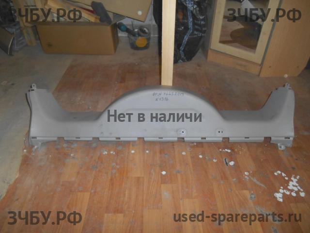 Mitsubishi Pajero/Montero 4 Обшивка двери багажника