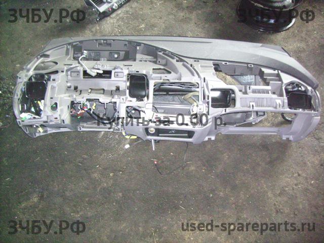 Honda Civic 8 (5D) Торпедо