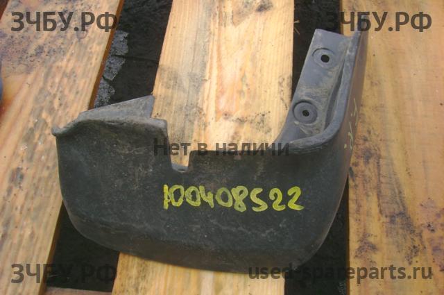 Honda Civic 8 (4D) Брызговик передний правый