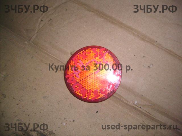 Toyota Corolla (E14 - E15) Отражатель
