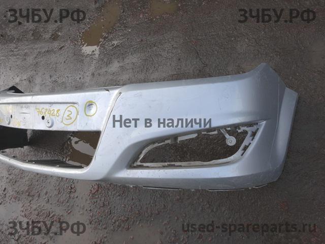 Opel Astra H Бампер передний