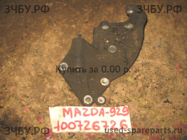 Mazda 929 [HC] Кронштейн