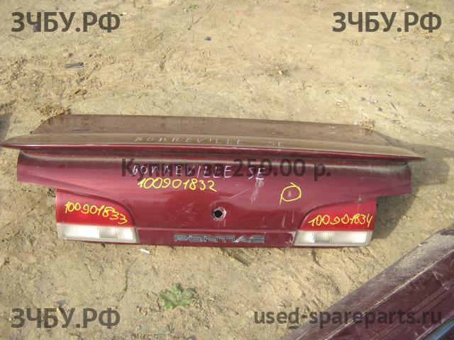 Pontiac Bonneville 2 Фонарь левый