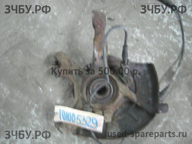 Volkswagen Golf 3 Кулак поворотный передний правый (со ступицей)