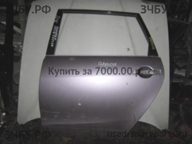 Mitsubishi Grandis (NA4W) Дверь задняя левая