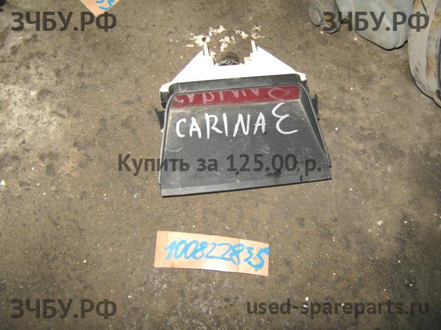 Toyota Carina.E (T190) Фонарь задний (стоп сигнал)