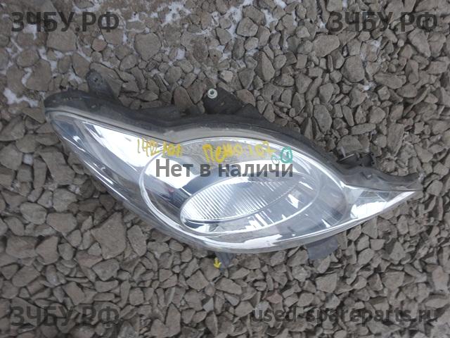 Peugeot 107 Фара правая