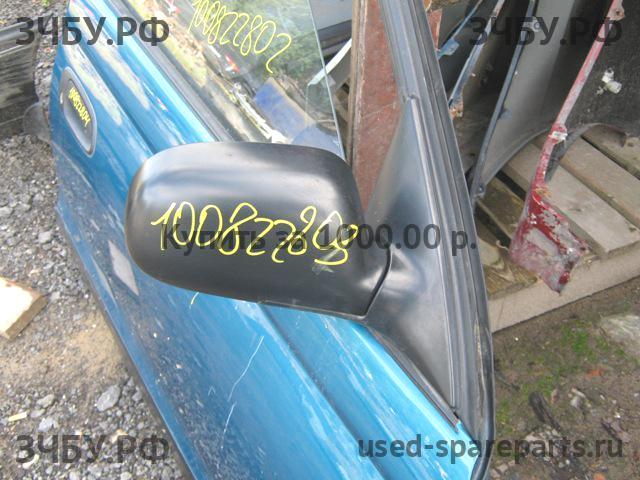 Toyota Carina.E (T190) Зеркало правое механическое