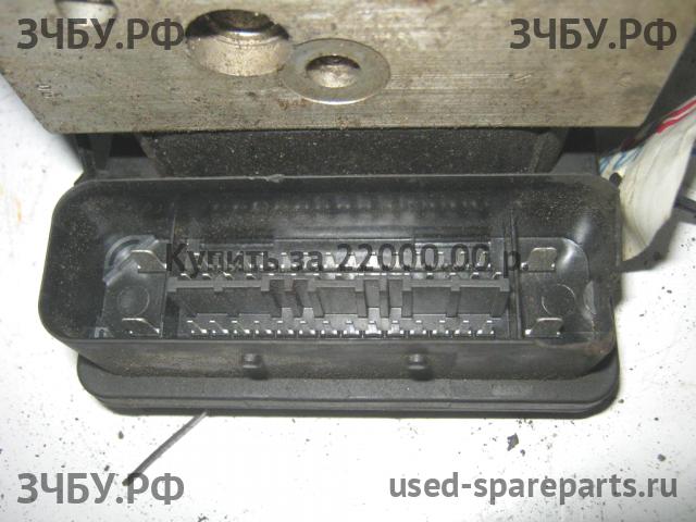 Nissan Cabstar Блок ABS (насос)