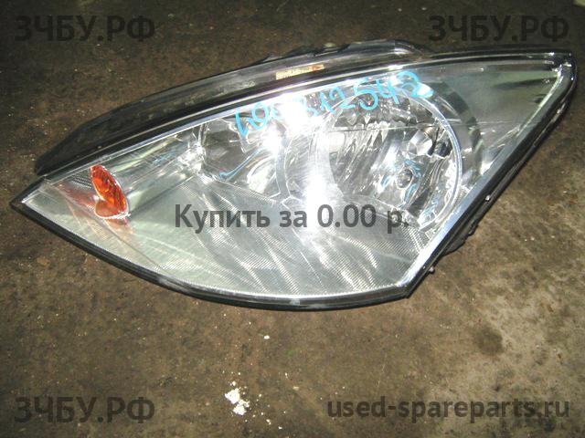Ford Focus 1 Фара левая