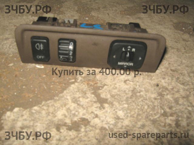 Lexus LS (2) 400 Кнопка регулировки зеркала