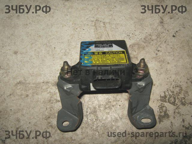Lexus RX (2) 300/330/350/400h Датчик курсовой устойчивости