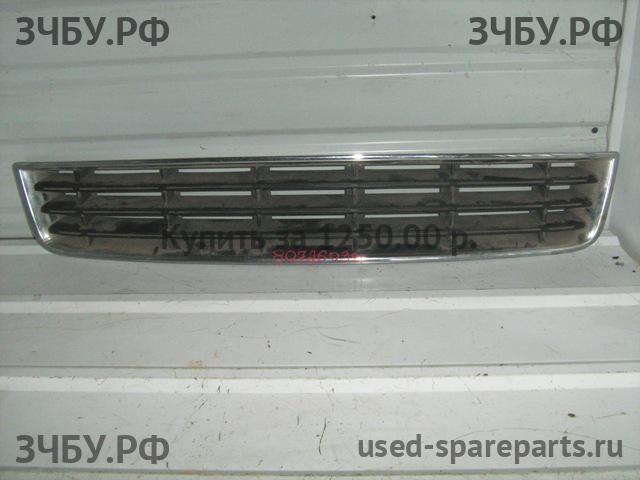 Audi A8 (2) [D3,4E] Решетка в бампер