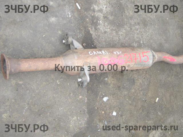 Toyota Camry 5 (V30) Глушитель средняя часть