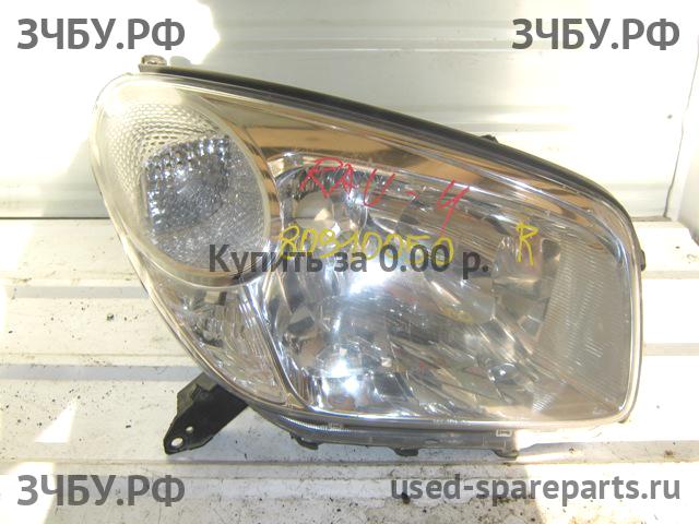 Toyota RAV 4 (2) Фара правая