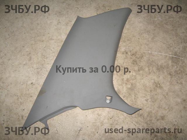 Mitsubishi Lancer 10 [CX/CY] Накладка стойки задней левой