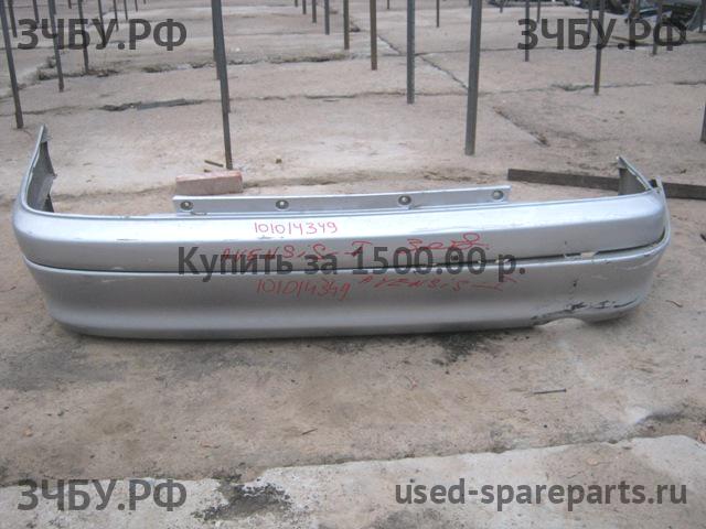 Toyota Avensis 1 Бампер задний