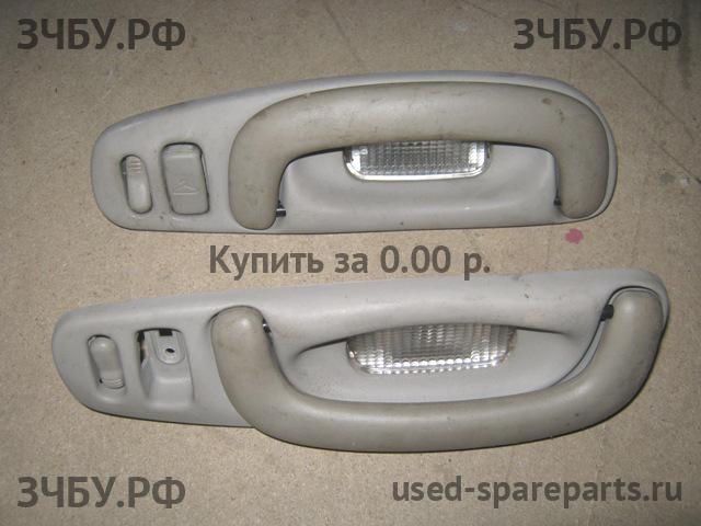 Chrysler Concorde 2 Ручка внутренняя потолочная