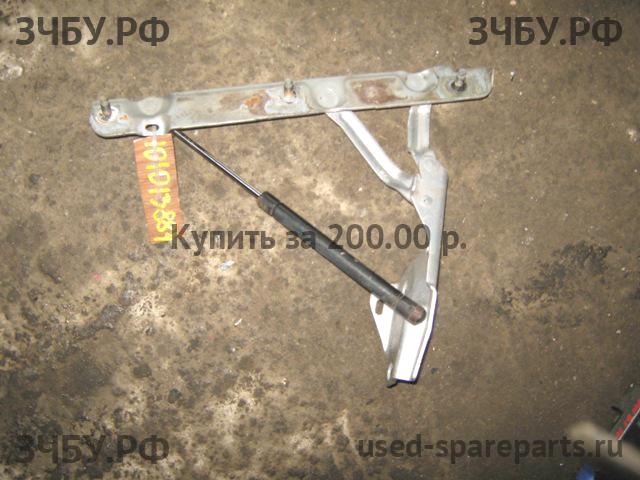 Chrysler Concorde 2 Петля крышки багажника левая