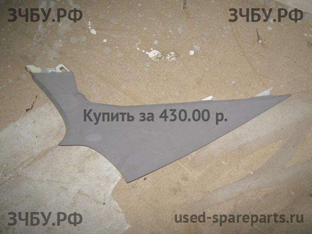 Lexus GS (3) 300/400/430 Накладка стойки задней левой