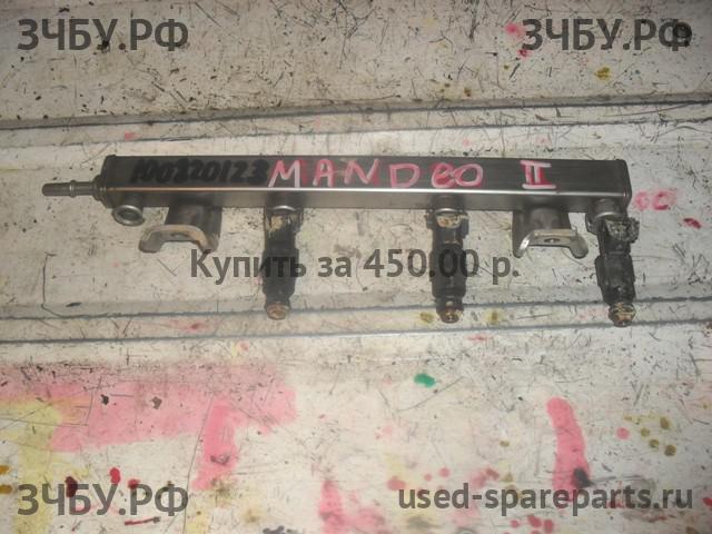 Ford Mondeo 3 Рейка топливная (рампа)