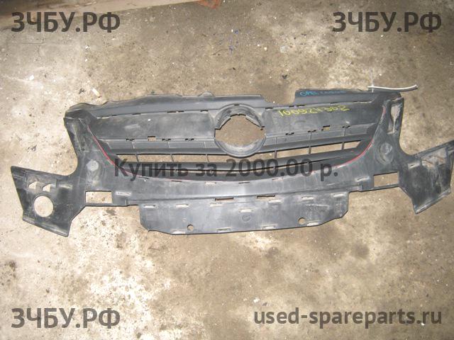 Opel Corsa D Решетка радиатора