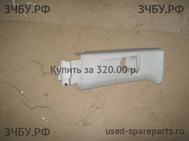 Seat Ibiza 3 (6L) Накладка стойки средней левой