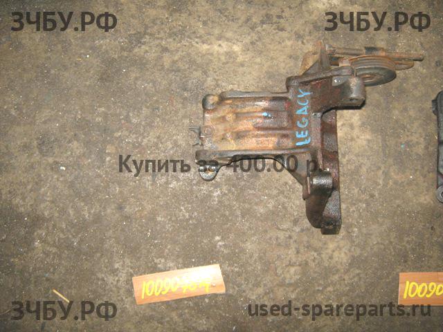 Subaru Legacy 1 (B10) Кронштейн компрессора кондиционера