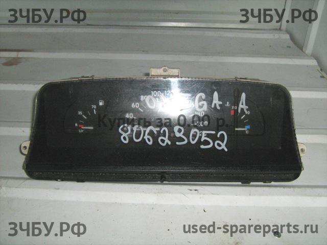 Opel Omega A Панель приборов