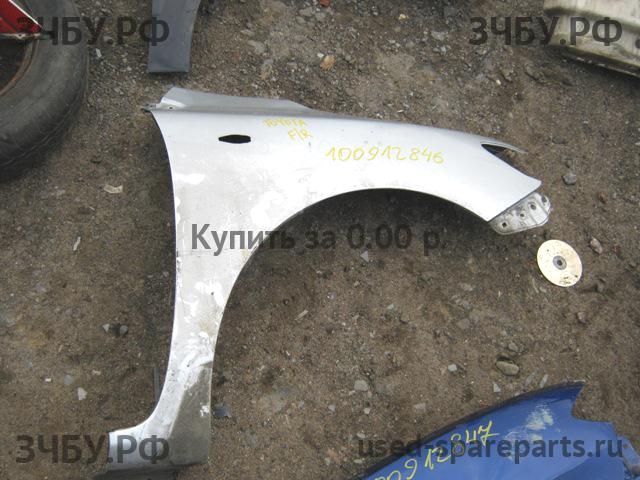 Toyota Auris 1 (E150) Крыло переднее правое