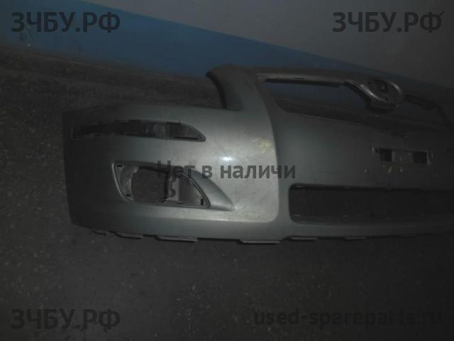 Toyota Avensis 2 Бампер передний