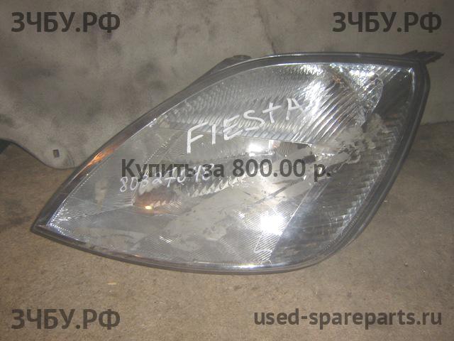 Ford Fiesta 5 Фара левая